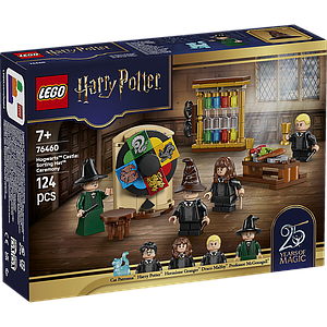 LEGO Harry Potter Hogwarts Castle: Sorting Hat Ceremony