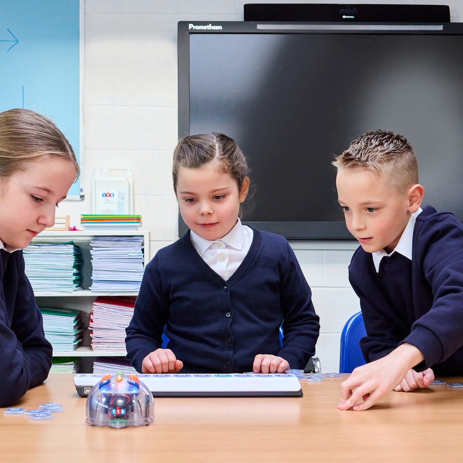 TTS Tactile Reader Pro and Blue-Bot Bundle