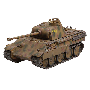 Revell plastic model PzKpfw. V Ausf. G `Panther`  1:72