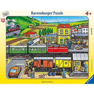 Ravensburger Frame Puzzle 41 pc Train Station