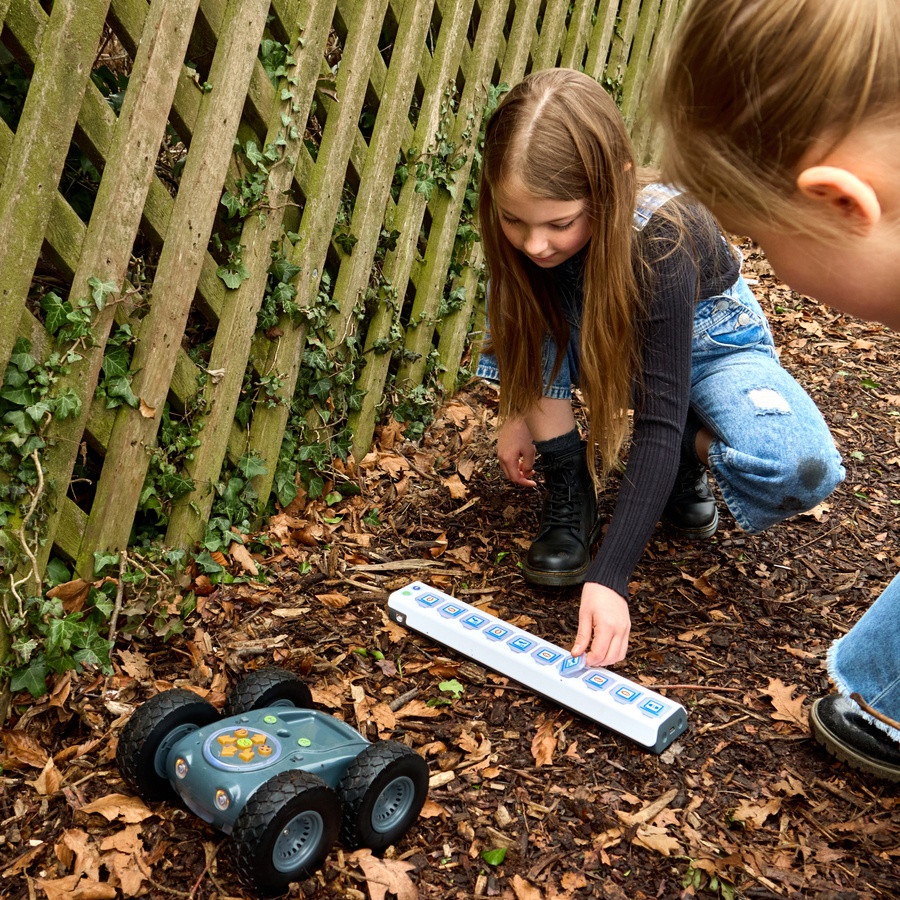 TTS Tactile Reader Pro and Rugged Robot Bundle